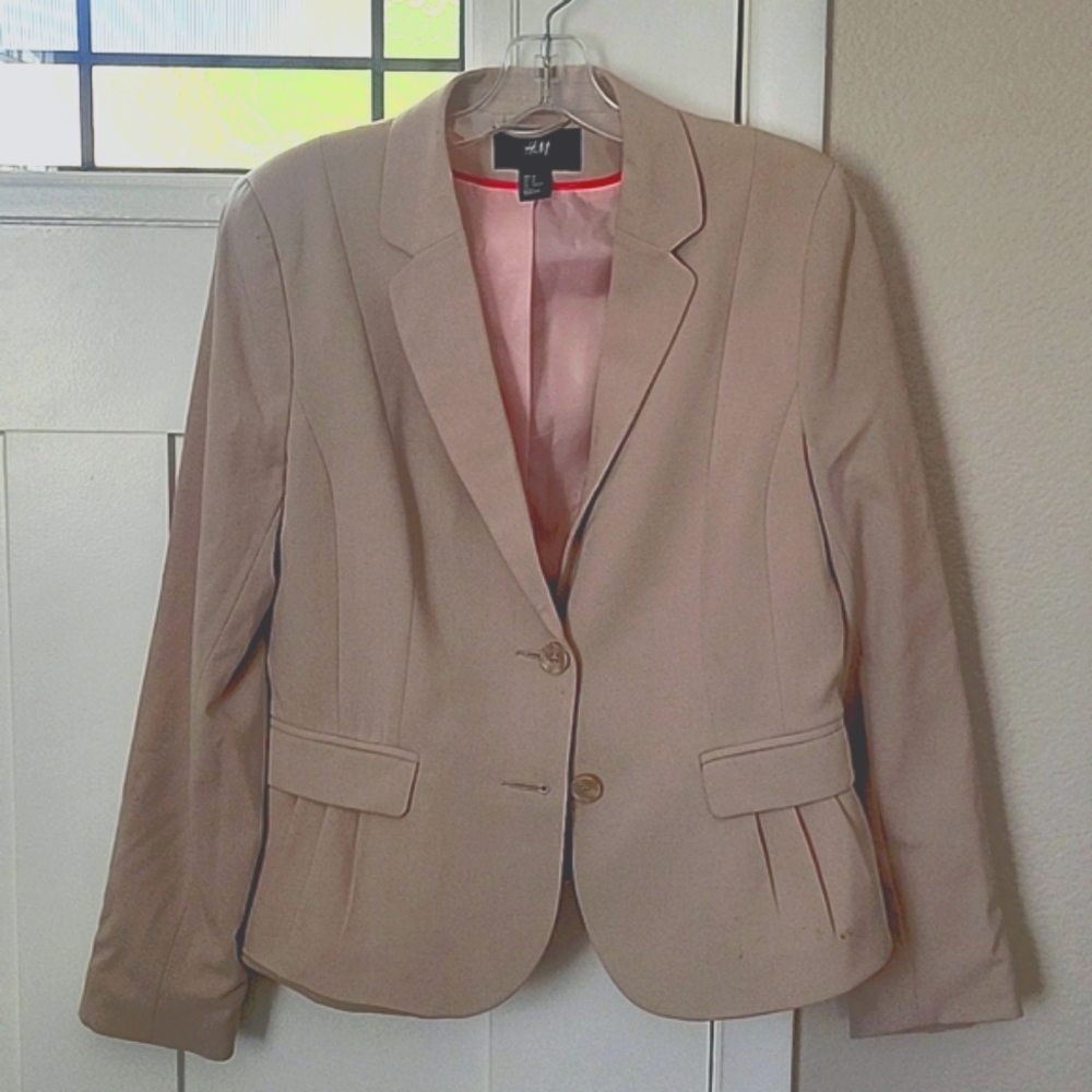 Blazer size 14